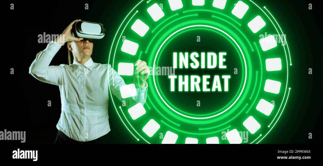 Didascalia di testo che presenta Inside Threat. Idea di business informazioni che solo un insider avrebbe informazioni reali Foto Stock