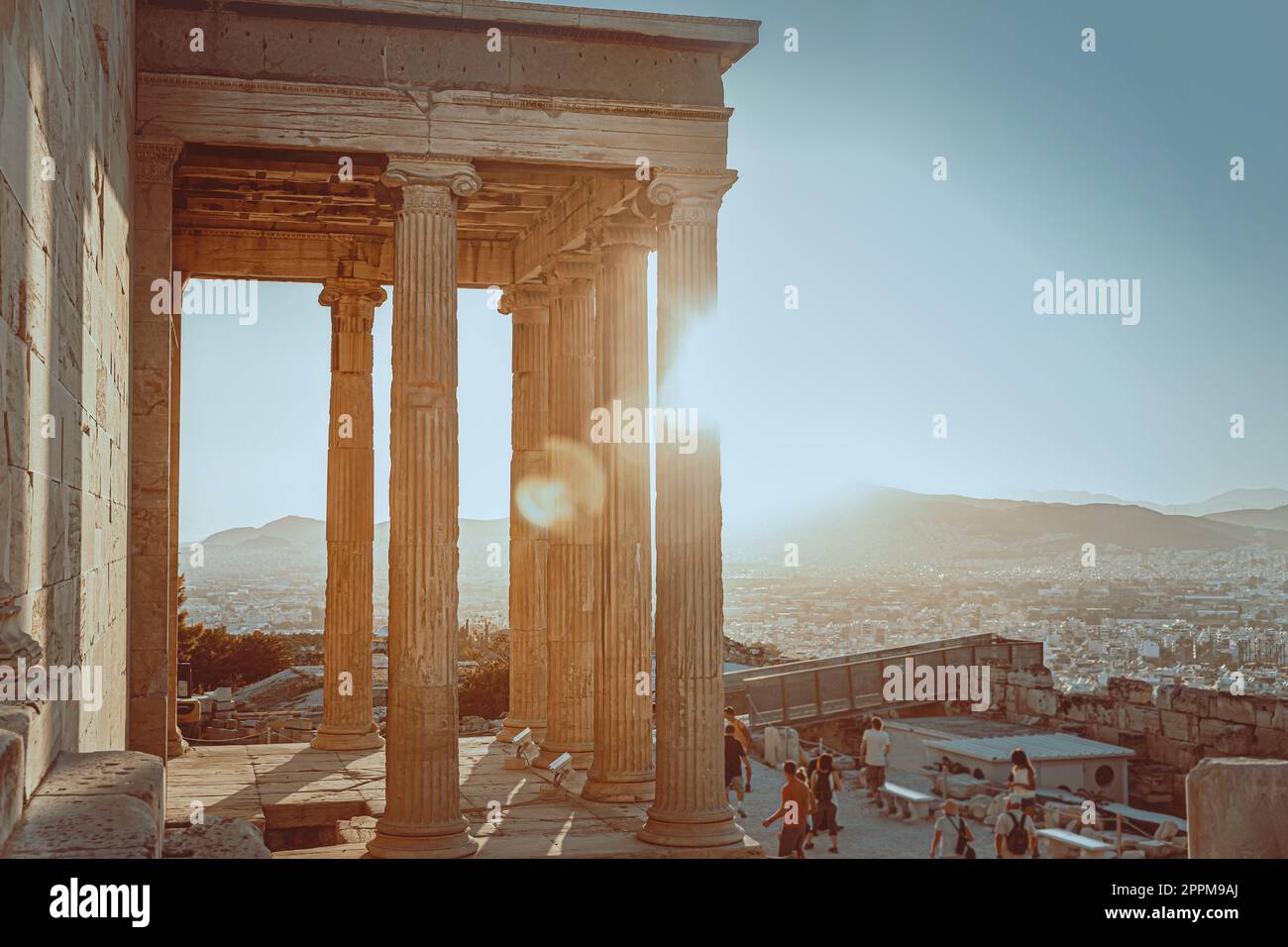 L'Acropoli di Atene deve visitare il luogo turistico. Grecia Foto Stock L'Acropoli di Atene deve visitare il luogo turistico. Grecia Foto Stock