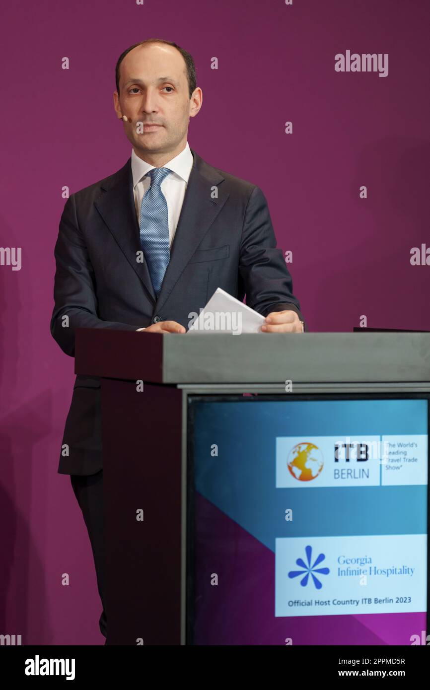 H.E. Levan Davitashvili, Vice primo Ministro e Ministro dell'economia e dello sviluppo sostenibile della Georgia, ITB Media Monday, conferenza stampa di apertura. 5.3.2023 Foto Stock