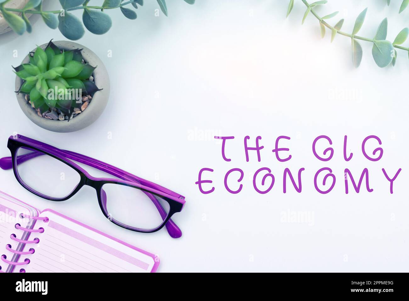 Firma scritta a mano The Gig Economy. Parola per mercato dei contratti a breve termine lavoro indipendente temporaneo Foto Stock