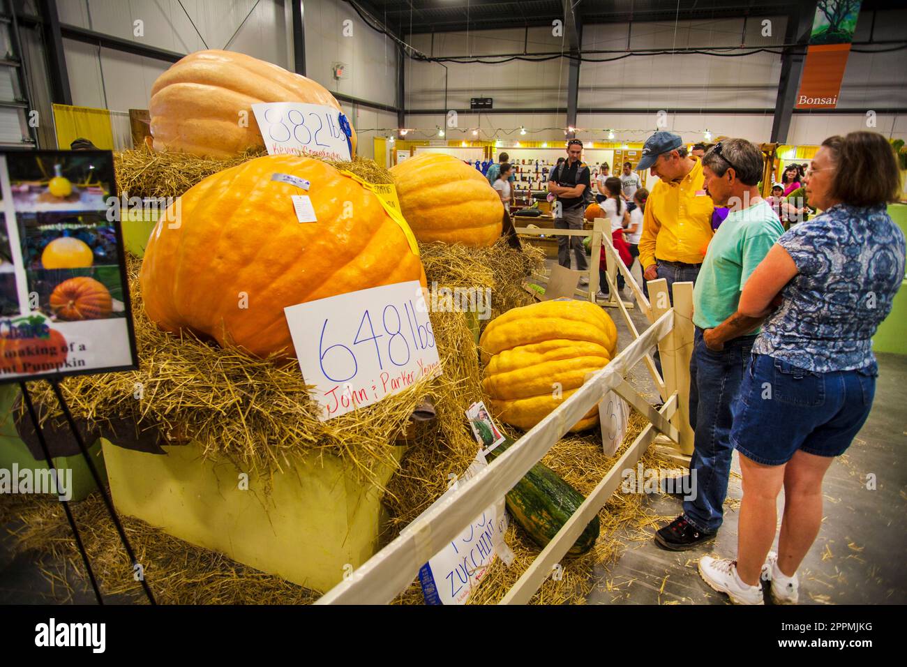 Zucca gigante alla fiera Champlain Valley a Essex Junction, Vermont. Foto Stock