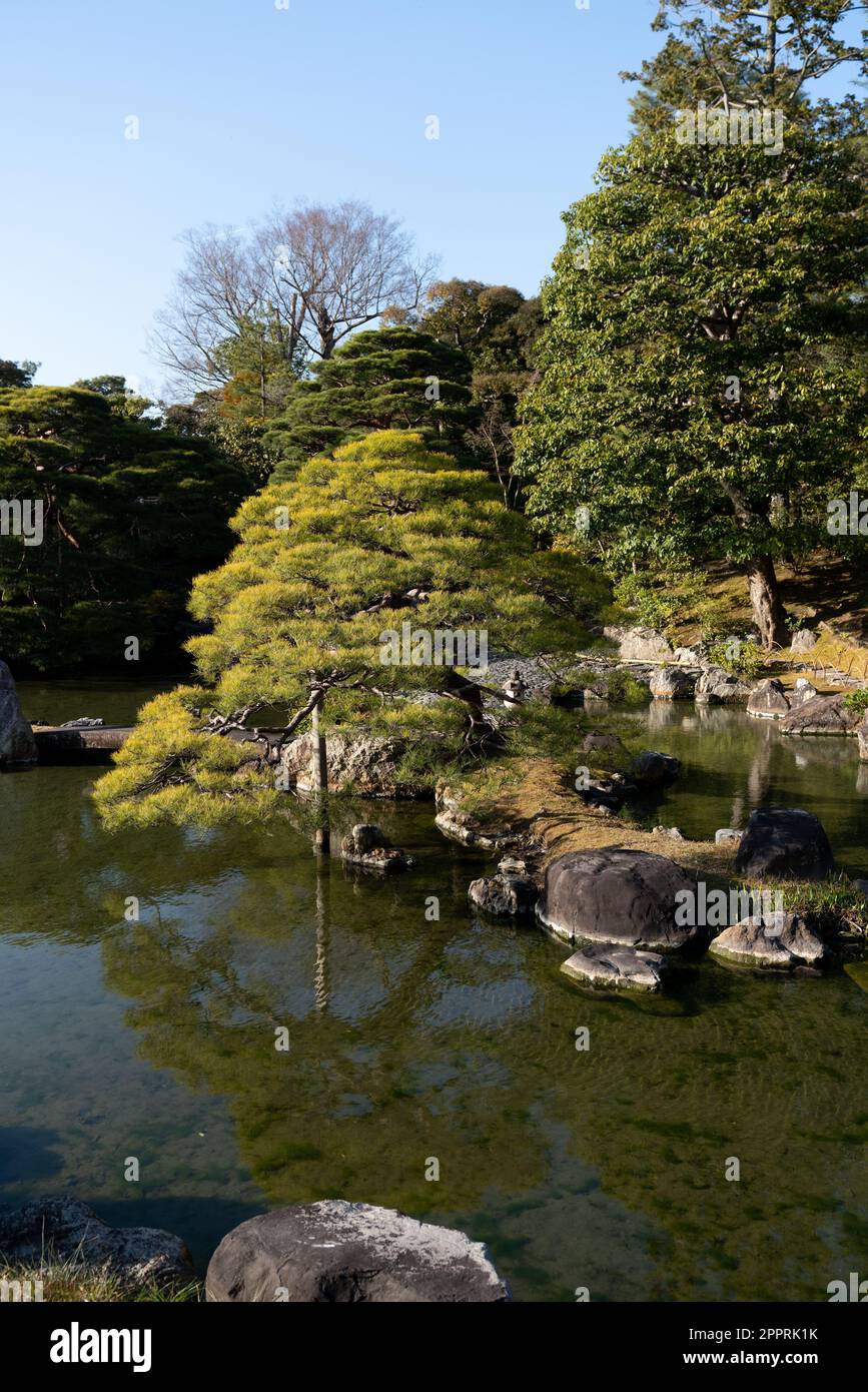 Katsura Imperial Villa costruita come una proprietà principesca nel 17th ° secolo è uno dei migliori esempi di architettura giapponese e di design del giardino. Foto Stock