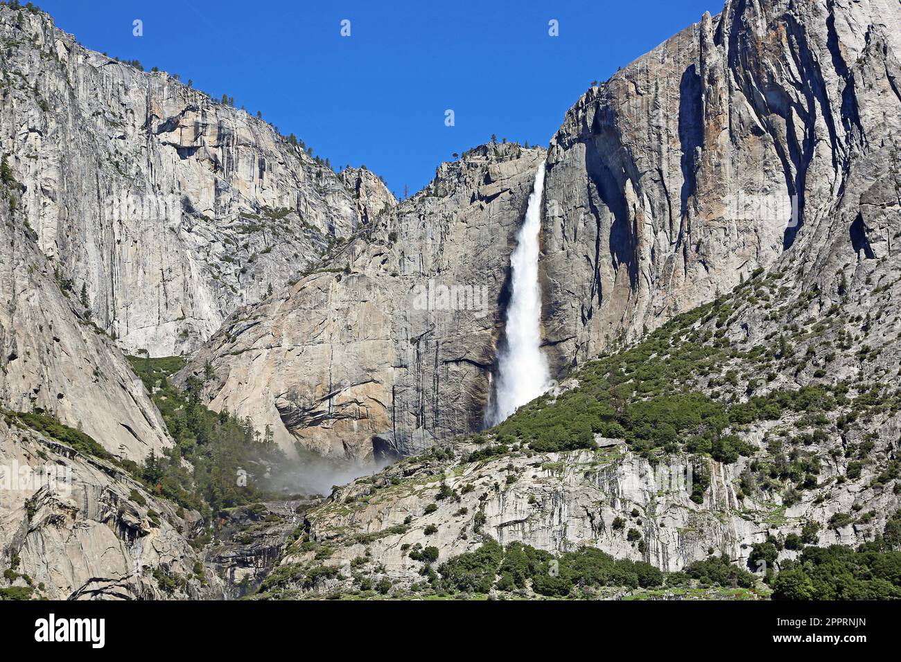 Cascate di Upper Yosemite - Parco Nazionale di Yosemite, California Foto Stock