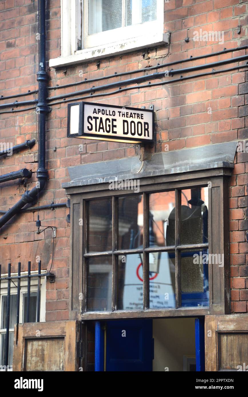 Apollo Theatre Stage Door, Archer Street, Soho, Londra Foto Stock