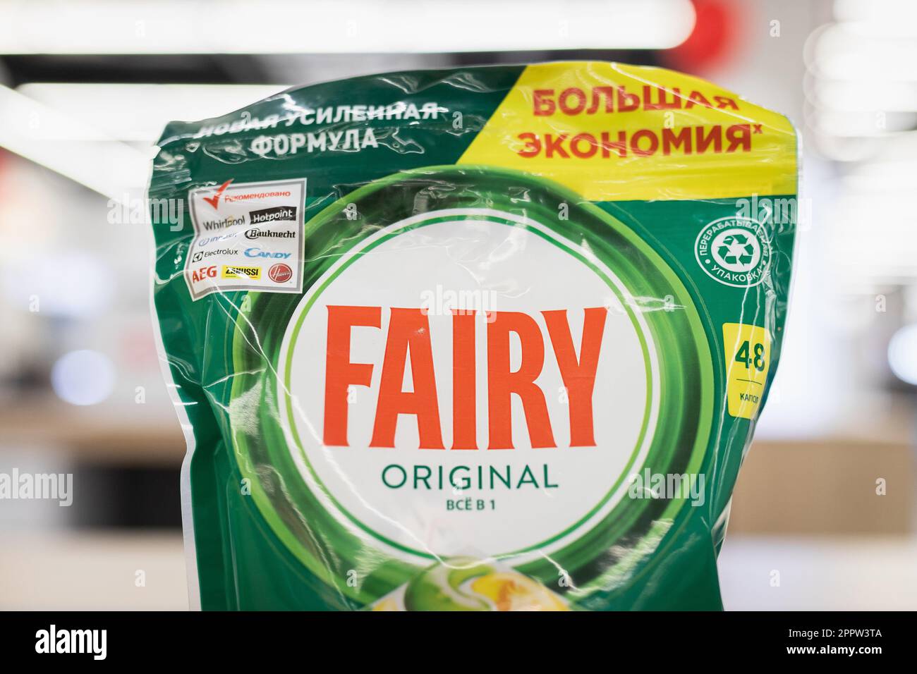 Logo FAIRY sulla confezione di detersivo per lavastoviglie Foto Stock