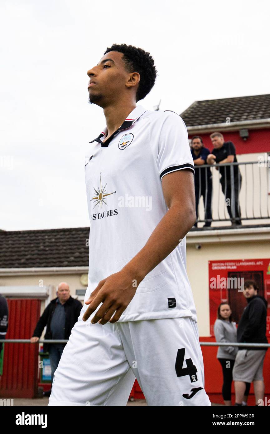 Briton Ferry Llansawel / Swansea City U23 in una pre-stagione amichevole il 27th luglio 2022. Foto Stock