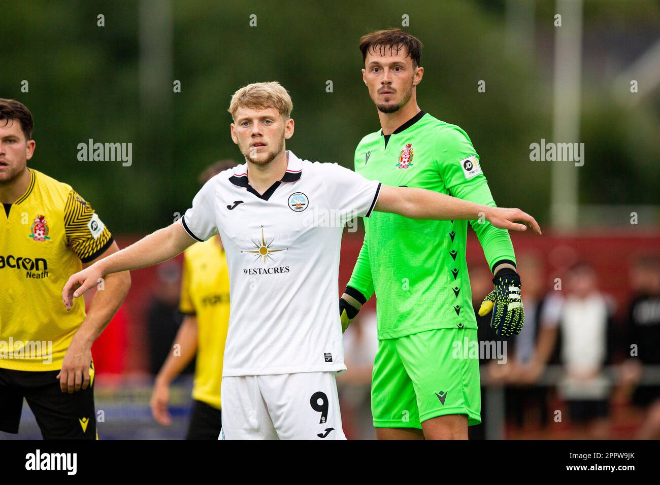 Josh Thomas di Swansea City in action.Briton Ferry Llansawel v Swansea City U23 in un Pre Season friendly il 27th luglio 2022. Foto Stock