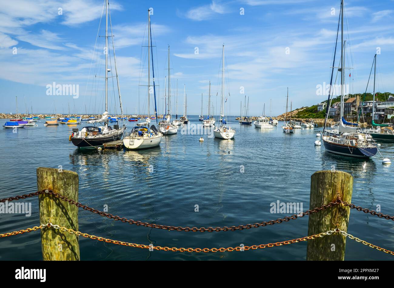 Barche ancorate nel porto di Rockport, Cape Ann, Essex County, Massachusetts, New England, Stati Uniti Foto Stock
