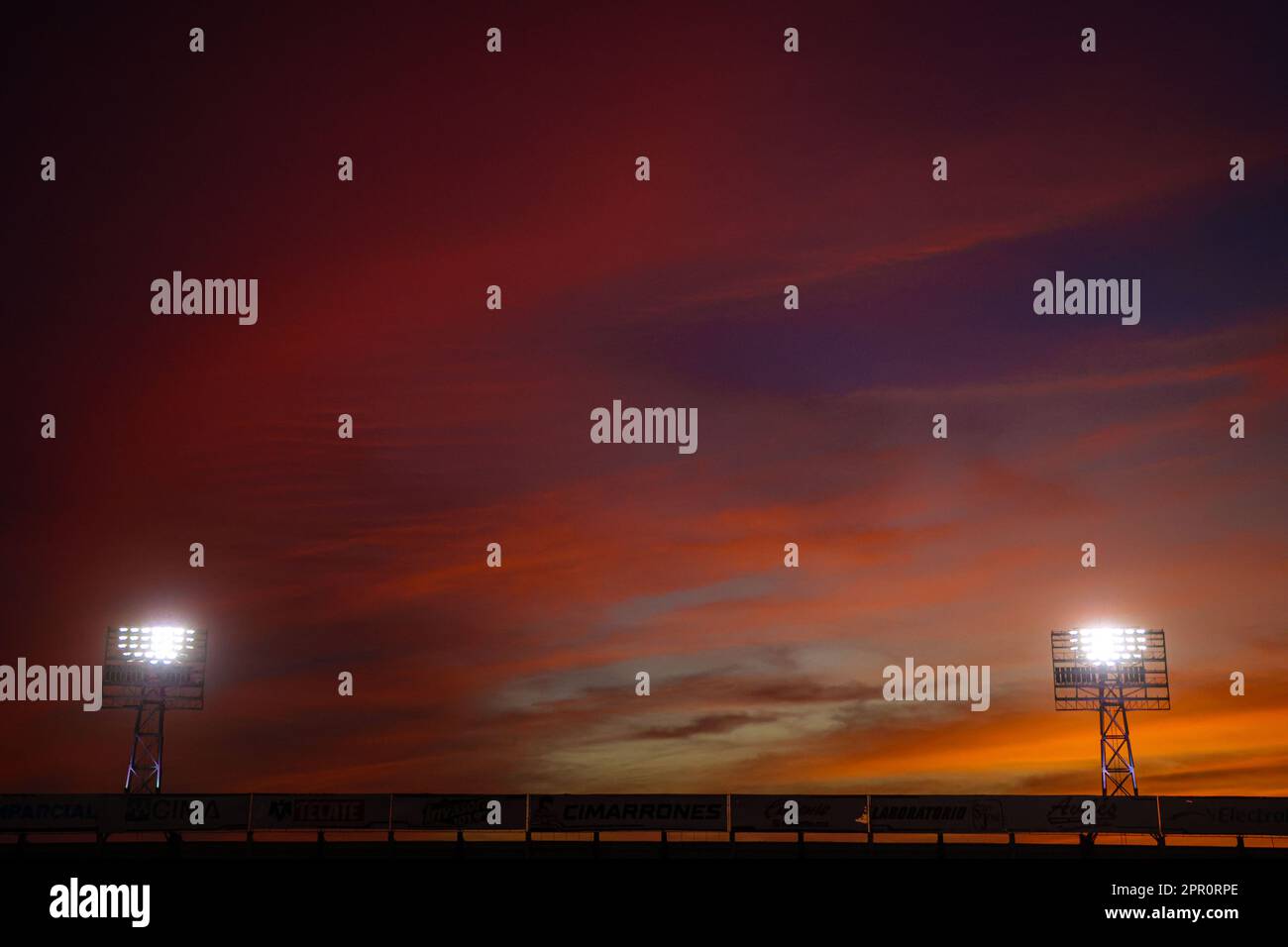 10 Pz SMD Lampada Modello Lampioni Layout Lampione Ferrovia Treno Giardino Parco Giochi Scenario Lampada A Led Illuminazione 1:87 HO Scala 3 V - Foto 4