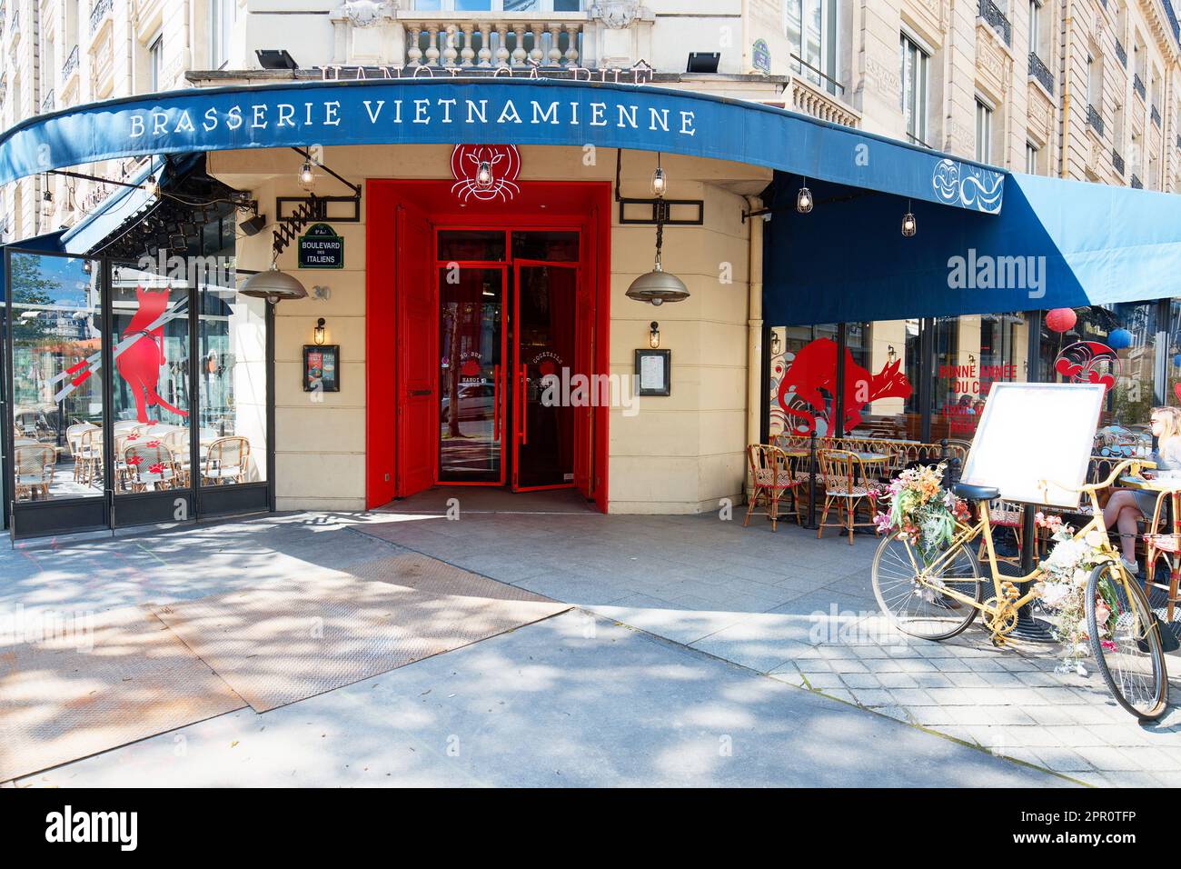 Il tradizionale vietnamita di Hanoi CA Phe . Si trova in viale Italiens nel 9th ° distretto di Parigi, Francia. Foto Stock