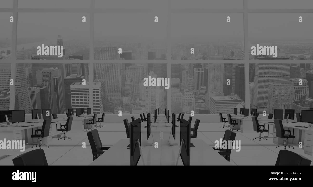 Immagine di un ufficio vuoto con computer sopra il paesaggio urbano Foto Stock
