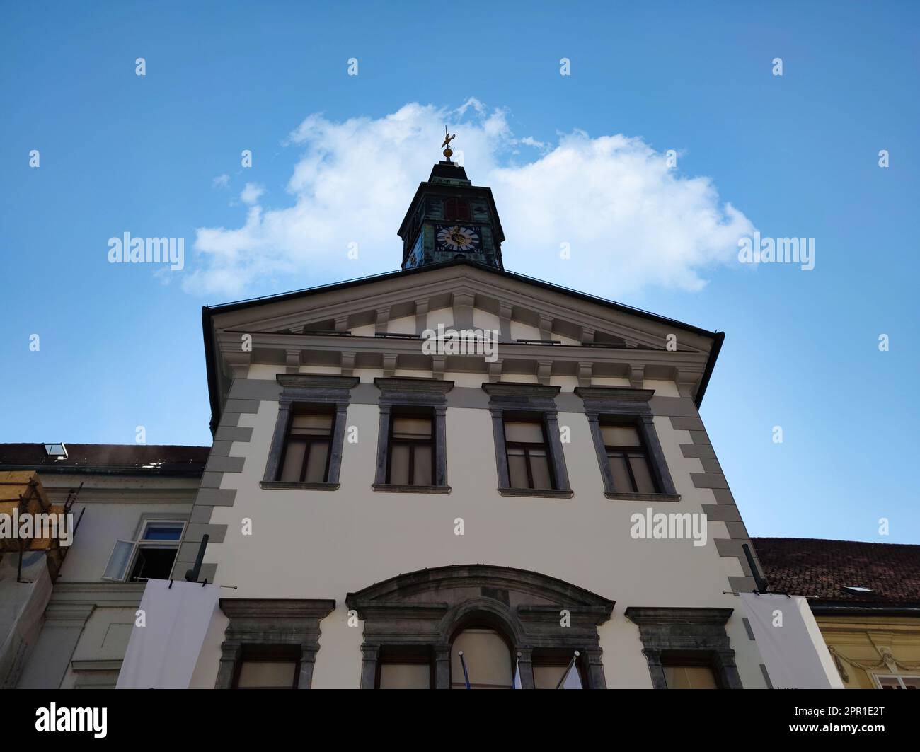 Il municipio, dove si trovano gli uffici comunali di Lubiana, è un palazzo barocco con influenze veneziane. Foto Stock