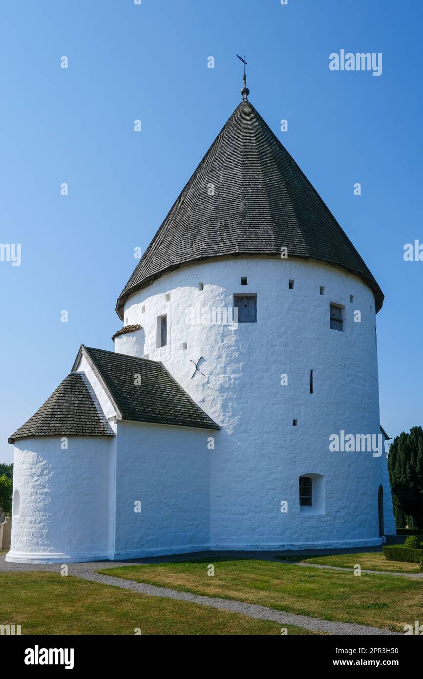 Sankt Ols Kirke, in inglese Chiesa di Saint OLAF, nel villaggio di Olsker, Allinge Municipality, Bornholm Island, Danimarca, Scandinavia, Europa. Foto Stock