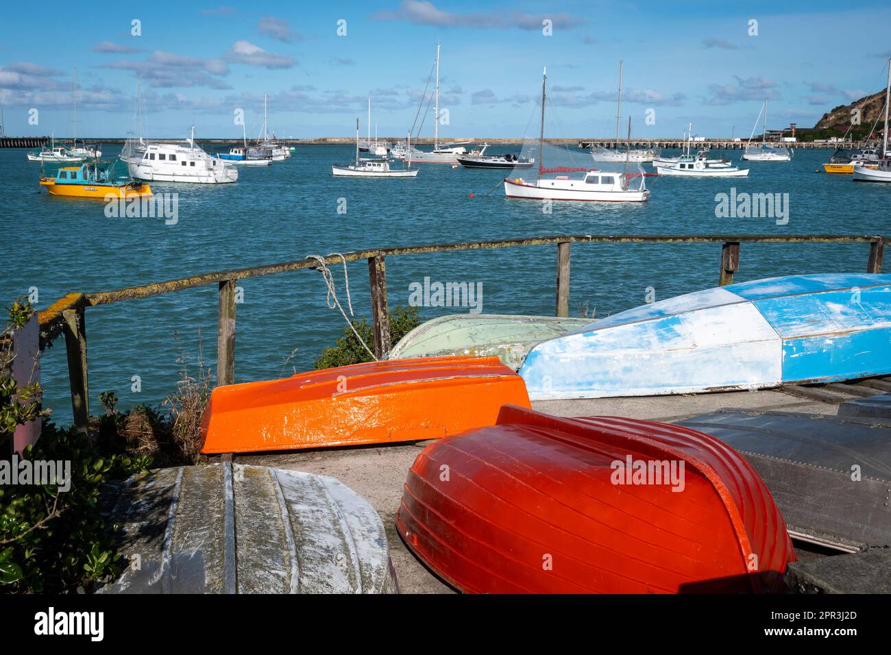 Barche ormeggiate nel porto, Oamaru, Nord Otago, Isola del Sud, Nuova Zelanda Foto Stock
