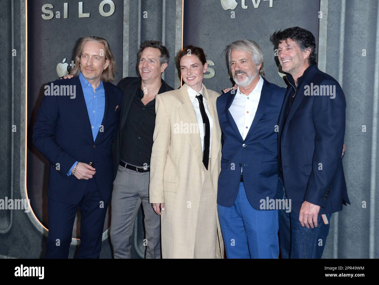 La foto deve essere accreditata ©Alpha Press 078237 25/04/2023 Morten Tyldum Hugh Howey Rebecca Ferguson Graham Yost e Jamie Erlicht Silo TV Series Premiere a Londra Foto Stock