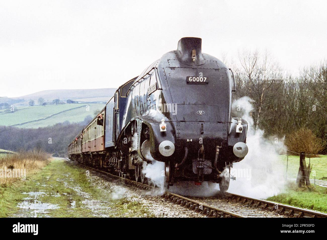 60007 Sir Nigel Gresley ad un gala a vapore sulla ferrovia del Lancashire orientale Foto Stock