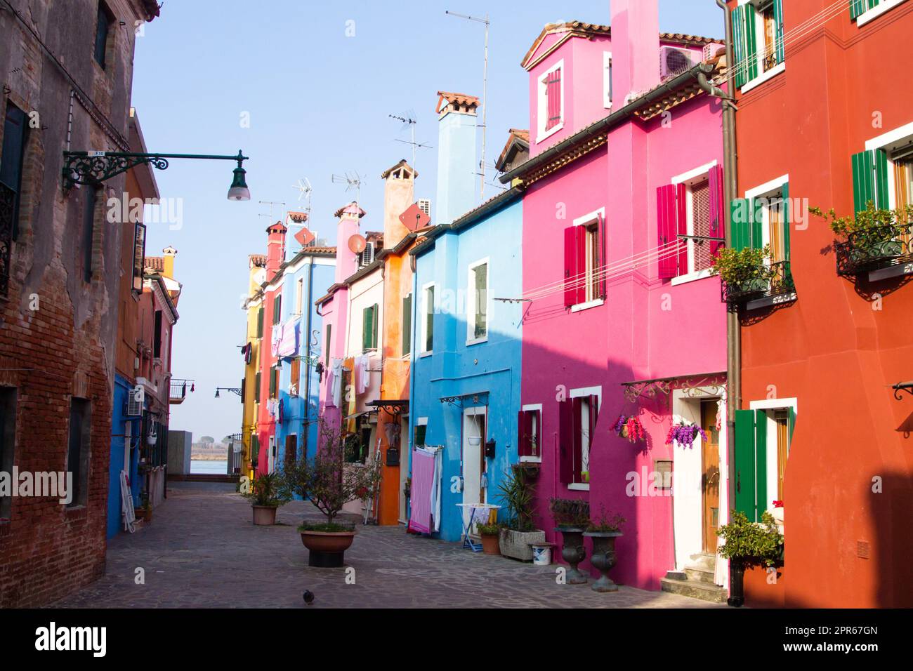 Case colorate dall'isola di Burano, Venezia Foto Stock