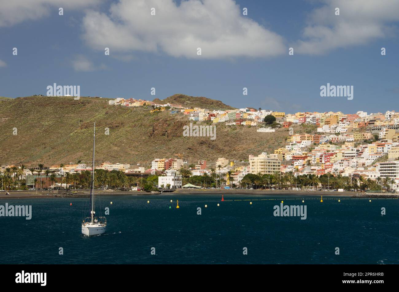 Yacht e città di San Sebastian de la Gomera. Foto Stock