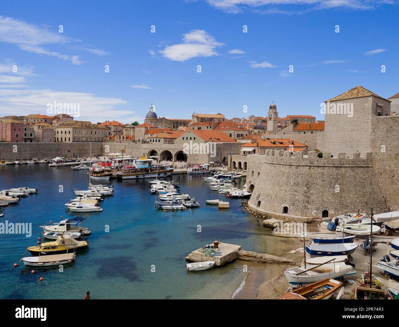 Croazia, Dubrovnik - Mare Adriatico, Porto Vecchio Foto Stock