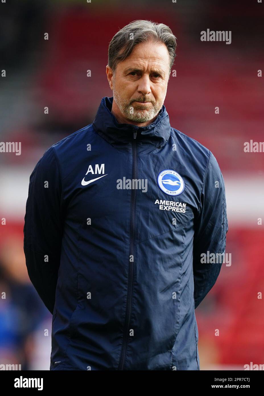 Il direttore aggiunto di Brighton e Hove Albion, Andrea Maldera, guarda avanti alla partita della Premier League al City Ground di Nottingham. Data immagine: Mercoledì 26 aprile 2023. Foto Stock