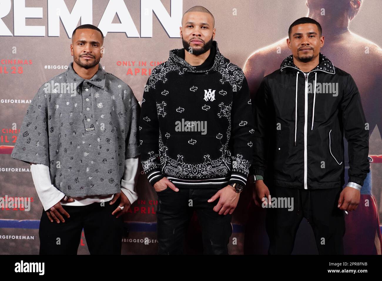(Da sinistra a destra) Harlem Eubank, Chris Eubank Jr e Joseph Eubank assistono a una proiezione di gala del Big George Foreman, all'Ham Yard Hotel di Londra. Data immagine: Mercoledì 26 aprile 2023. Foto Stock