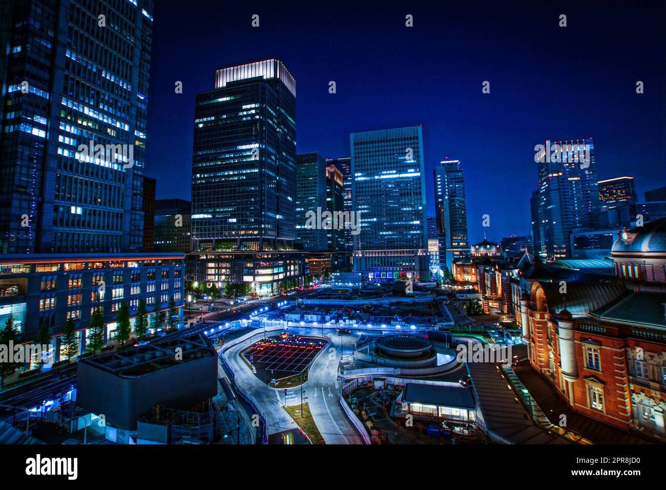 Luce della stazione di Tokyo, vista notturna Foto Stock