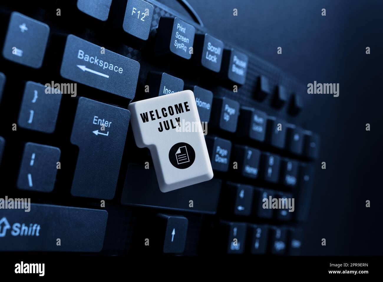 Testo della scrittura Benvenuto Luglio. Internet Concept Calendar Settimo mese 31days terzo trimestre Nuova Stagione -48804 Foto Stock