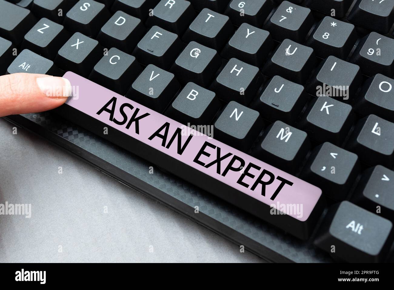Cartello con la scritta Chiedi a un esperto. Foto concettuale superiore affidabile Ace Virtuoso Curapp Storeity Authority Geek -49132 Foto Stock