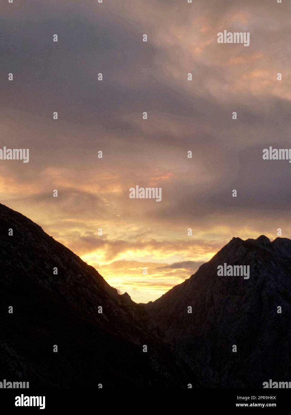 Tramonto sulle montagne di Hackenkopfe, Tirolo, Austria Foto Stock