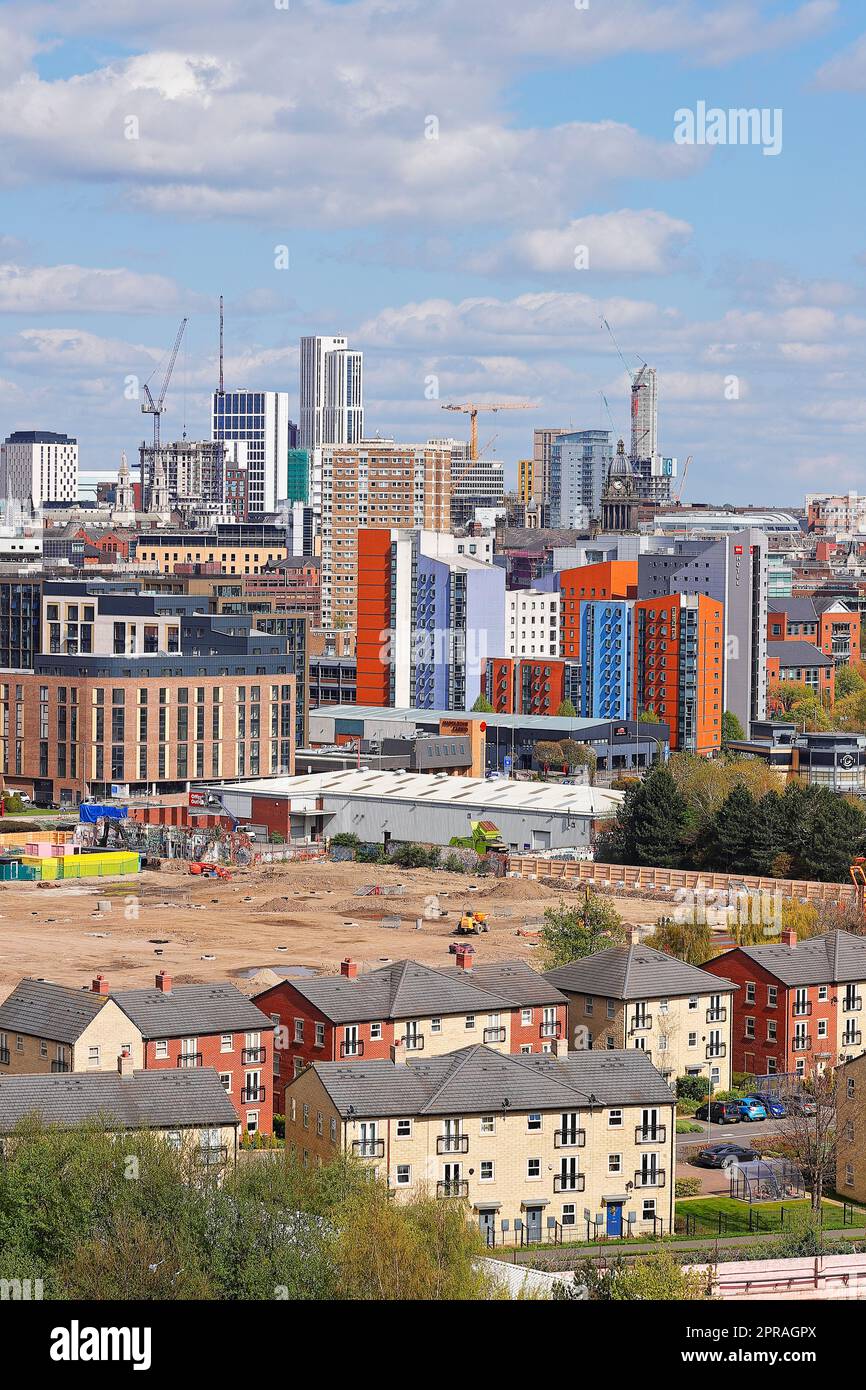 Vista sul centro di Leeds con vari edifici attualmente in costruzione. Foto Stock