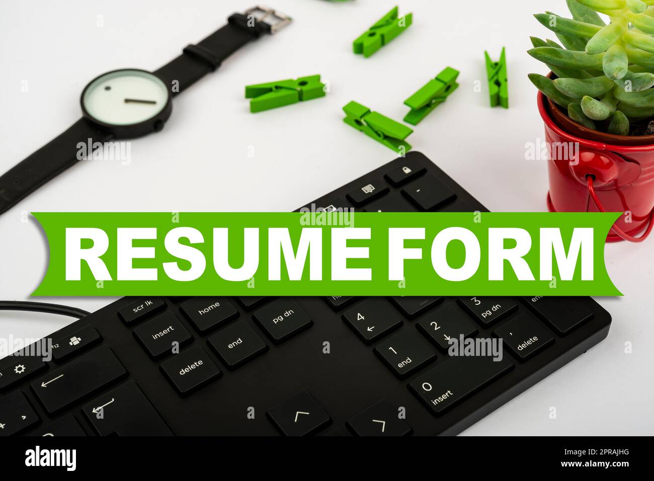 Firma che visualizza il modulo curriculum. La foto concettuale descrive gli elementi di layout che appaiono in un documento scritto tastiera del computer e Symbol.supporto informativo per la comunicazione. Foto Stock