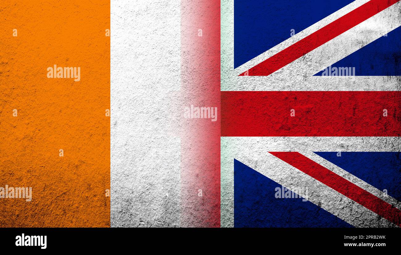 Bandiera nazionale del Regno Unito (Gran Bretagna) Unione Jack con Costa d'Avorio (Costa d'Avorio) bandiera nazionale. Sfondo grunge Foto Stock