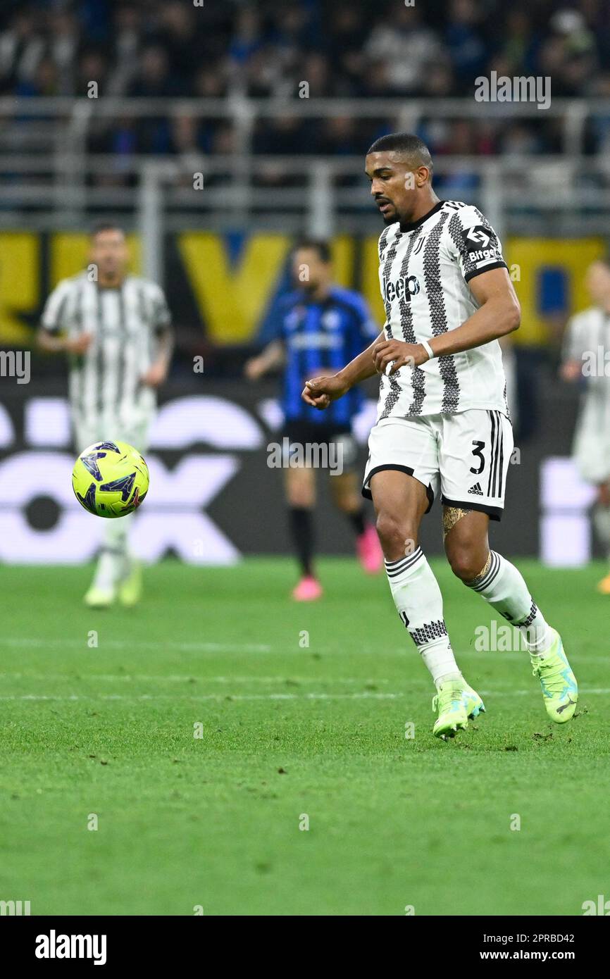 Milano, Italia. 26/04/2023, Bremer della Juventus durante la Serie Italiana Una partita di calcio tra l'Inter FC Internazionale Juventus FC il 19 marzo 2023 allo stadio Giuseppe Meazza San Siro Siro di Milano. Foto Tiziano Ballabio Foto Stock