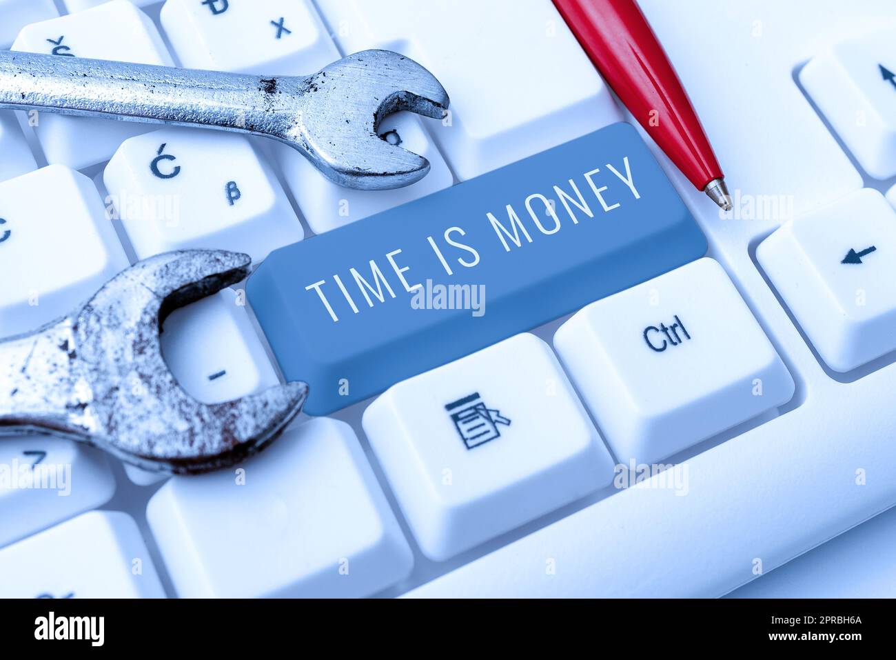Scrittura a mano testo tempo è denaro. Vetrina aziendale meglio fare le cose il più rapidamente possibile non ritardare -48701 Foto Stock