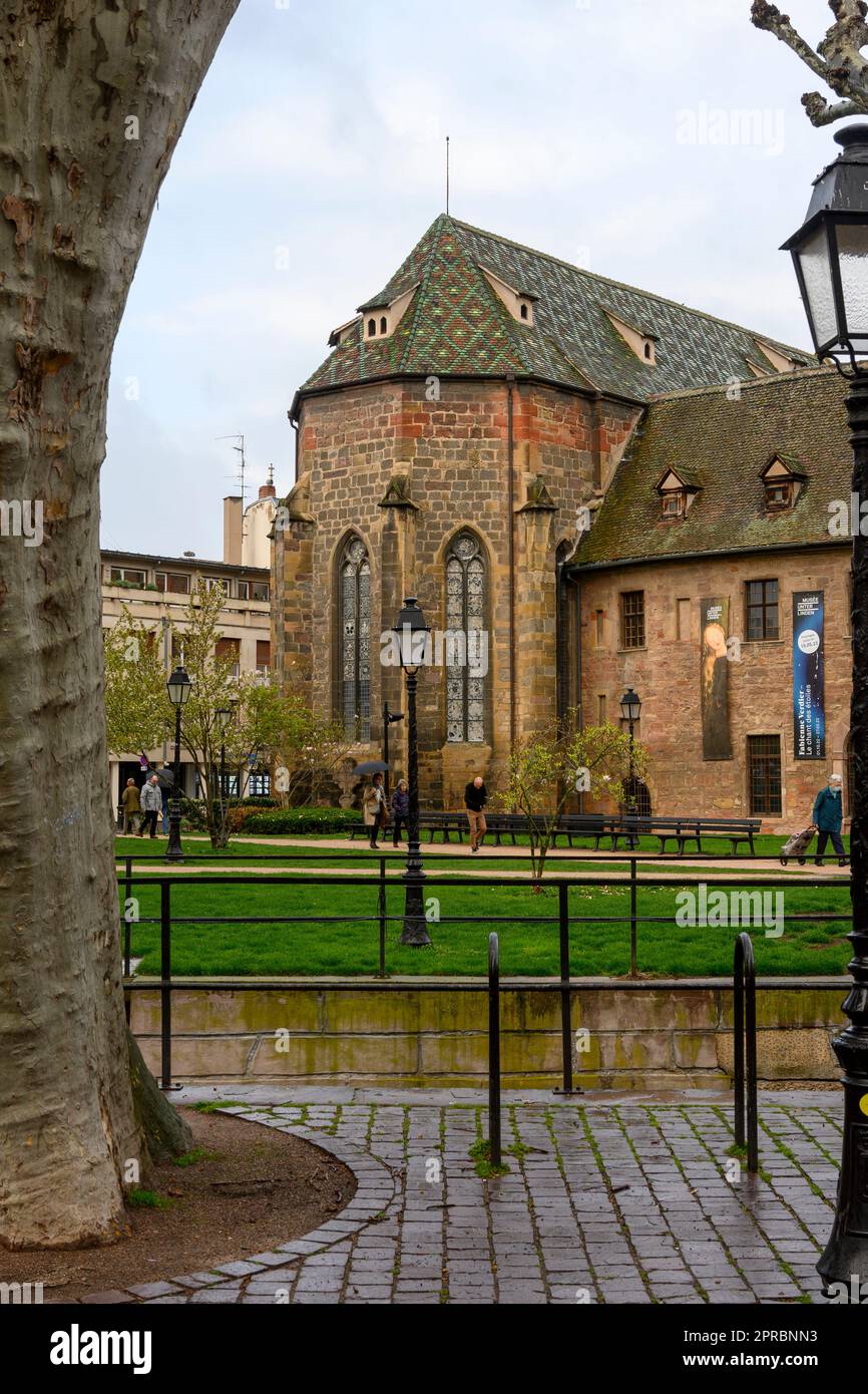 Il Museo Unterlinden (Muse Unterlinden, Strasburgo, Francia). Il museo, ospitato in un convento delle suore religiose dominicane del 13th ° secolo e in un 1906 Foto Stock