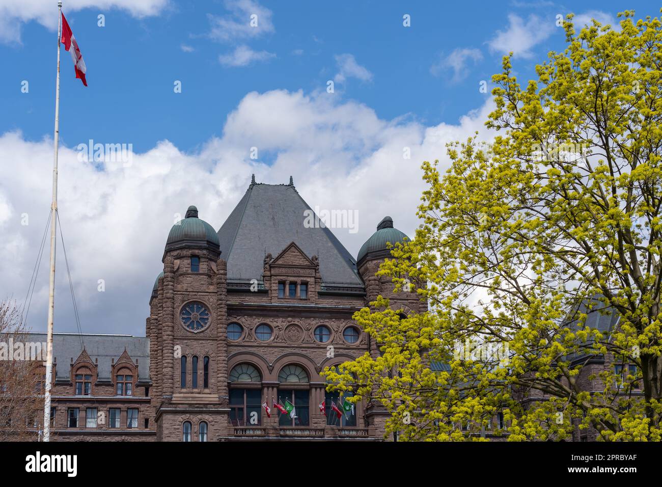 Toronto, ON, Canada-26 aprile 2023: Ontario legislative Building a Queen's Park, Toronto, Canada Foto Stock