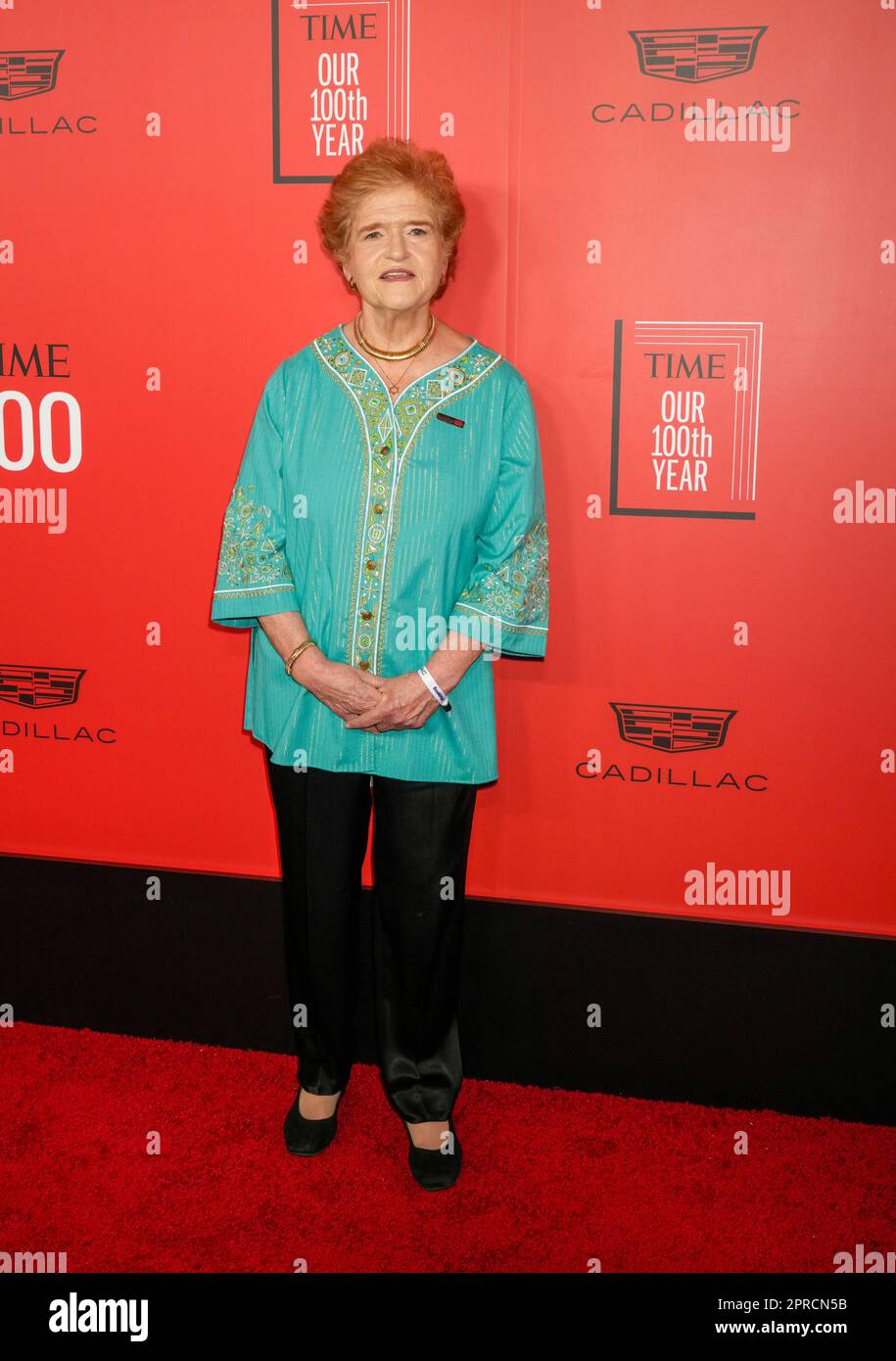 New York, Stati Uniti. 26th Apr, 2023. Deborah Lipstadt sul tappeto rosso durante il Gala Time 100, che celebra le 100 persone più influenti del mondo, si è tenuto presso la Frederick P. Rose Hall, sede del Jazz al Lincoln Center di New York, USA. Credit: Jennifer Graylock/Alamy Live News Foto Stock