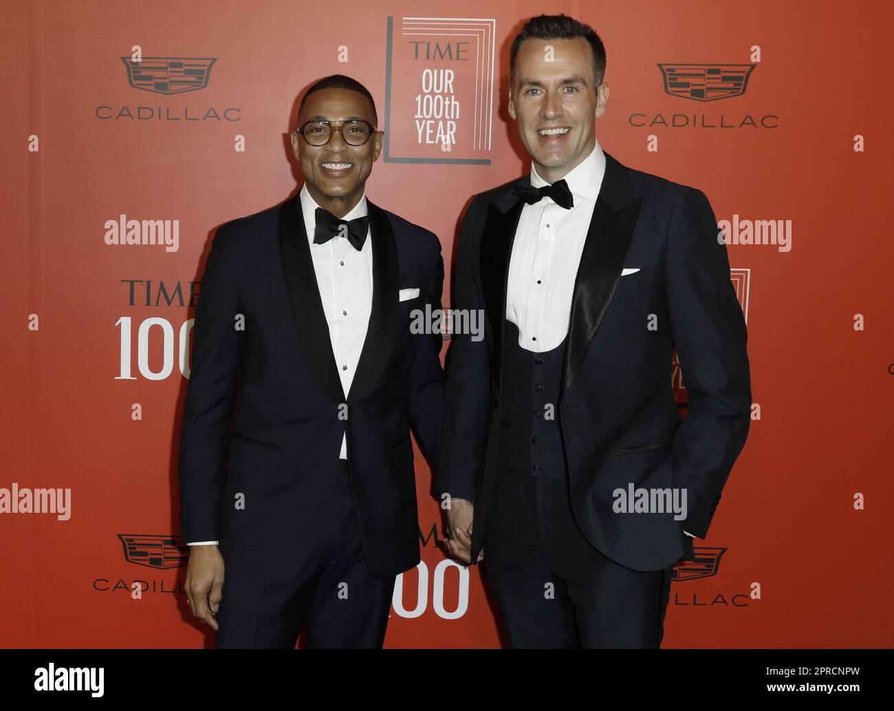 New York, Stati Uniti. 26th Apr, 2023. Don Lemon, a sinistra e Tim Malone arriva sul tappeto rosso al Gala 2023 TIME100 di mercoledì 26 aprile 2023 a New York City. Foto di Peter Foley/UPI Credit: UPI/Alamy Live News Foto Stock