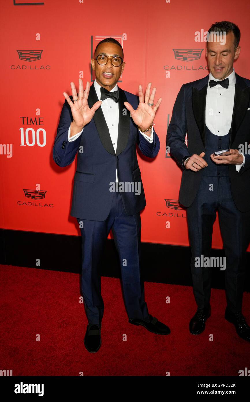 New York, Stati Uniti. 26th Apr, 2023. Don Lemon sul tappeto rosso durante il Gala Time 100, che celebra le 100 persone più influenti del mondo, si tiene presso la Frederick P. Rose Hall, sede del Jazz al Lincoln Center di New York, USA. Credit: Jennifer Graylock/Alamy Live News Foto Stock