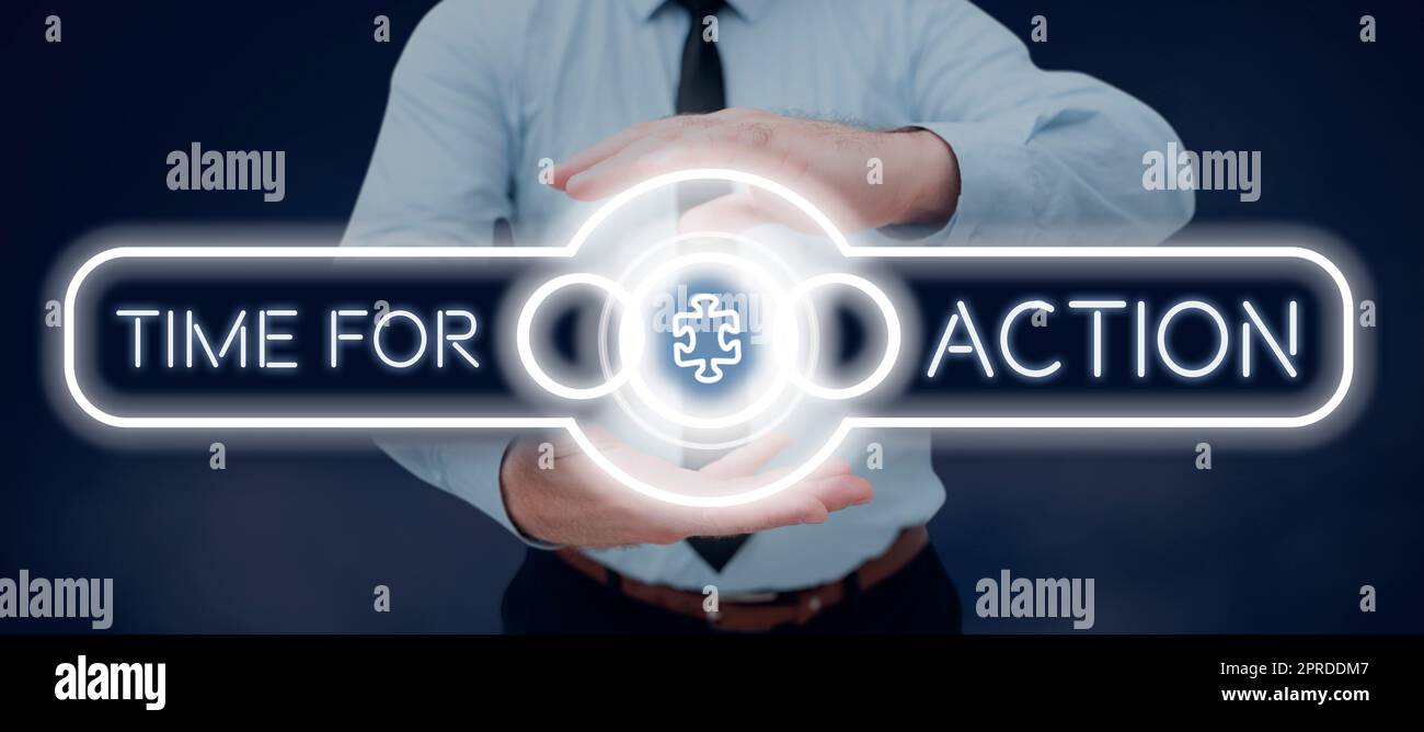 Segnaposto a mano Time for Action. Internet Concept preparatevi a iniziare a fare incoraggiamento andate velocemente Blank Thought Bubble in forma di temporale con spazio di copia per il Branding. Foto Stock