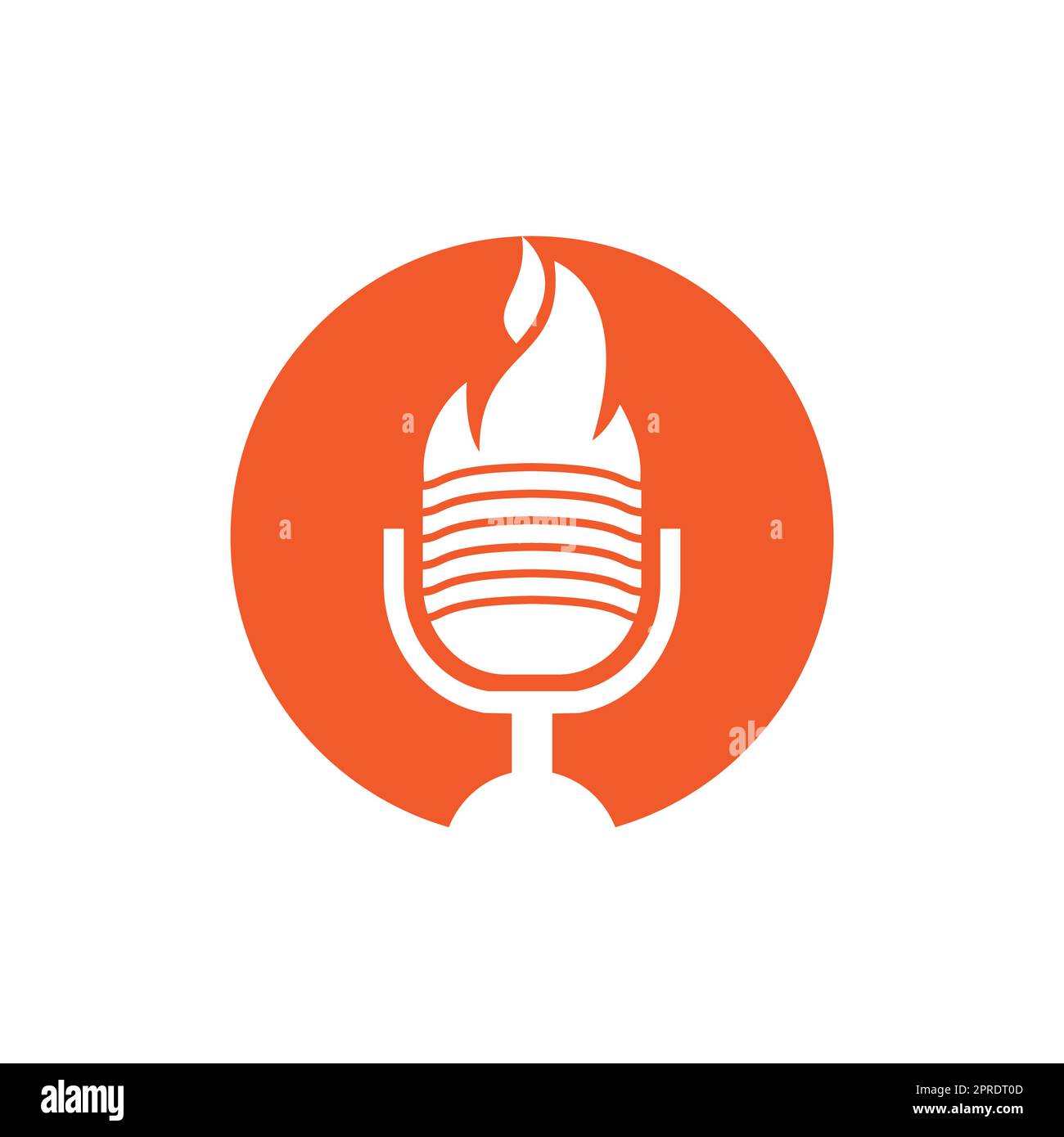 Modello di logo Fire Podcast. Illustrazione icona vettoriale logo microfono podcast Flame Fire. Illustrazione Vettoriale