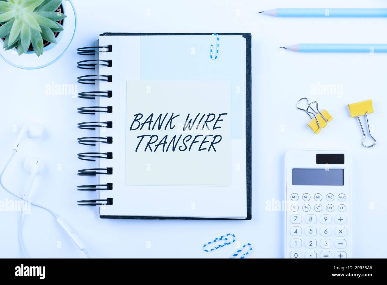 Didascalia di testo Presentazione Bonifico bancario TransferTrasferimento elettronico di denaro attraverso le banche, vetrina aziendale di bonifici tra istituzioni finanziarie Foto Stock