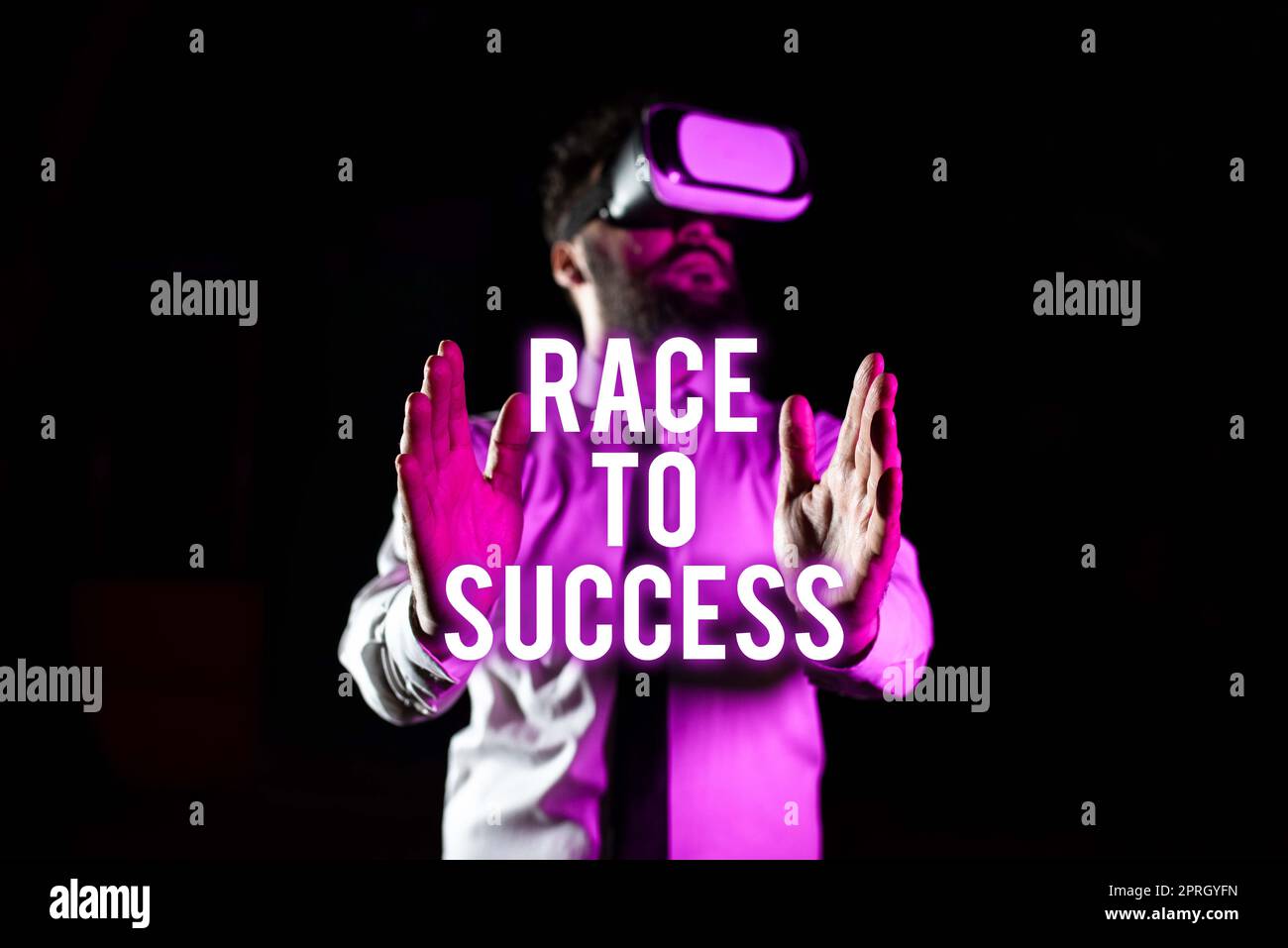 Visualizzazione concettuale Race to Success. Panoramica aziendale concorrenza per un buon sviluppo aziendale di successo Foto Stock