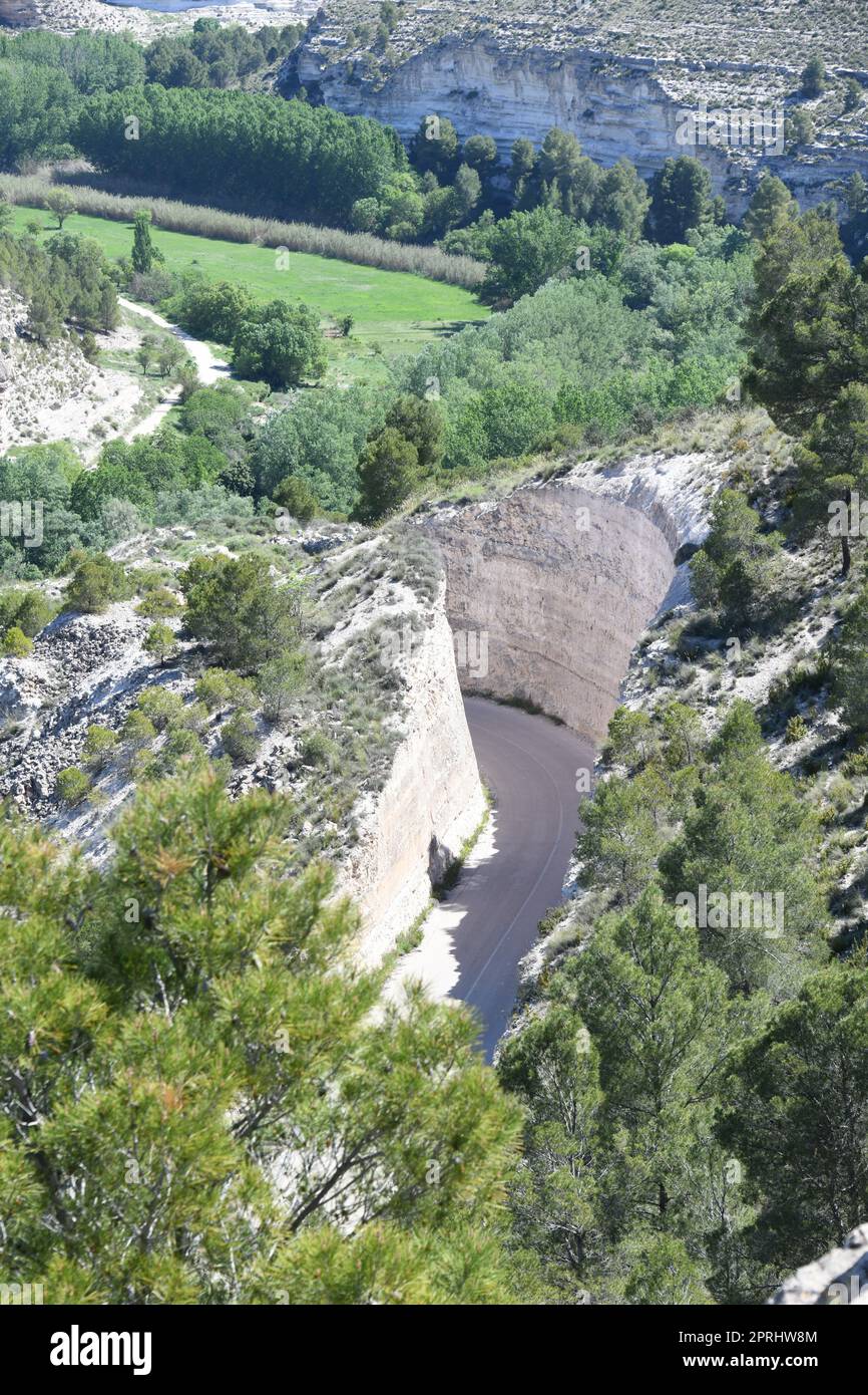Il paesaggio nel maggio 2022 nella provincia di Cuenca, Spagna Foto Stock