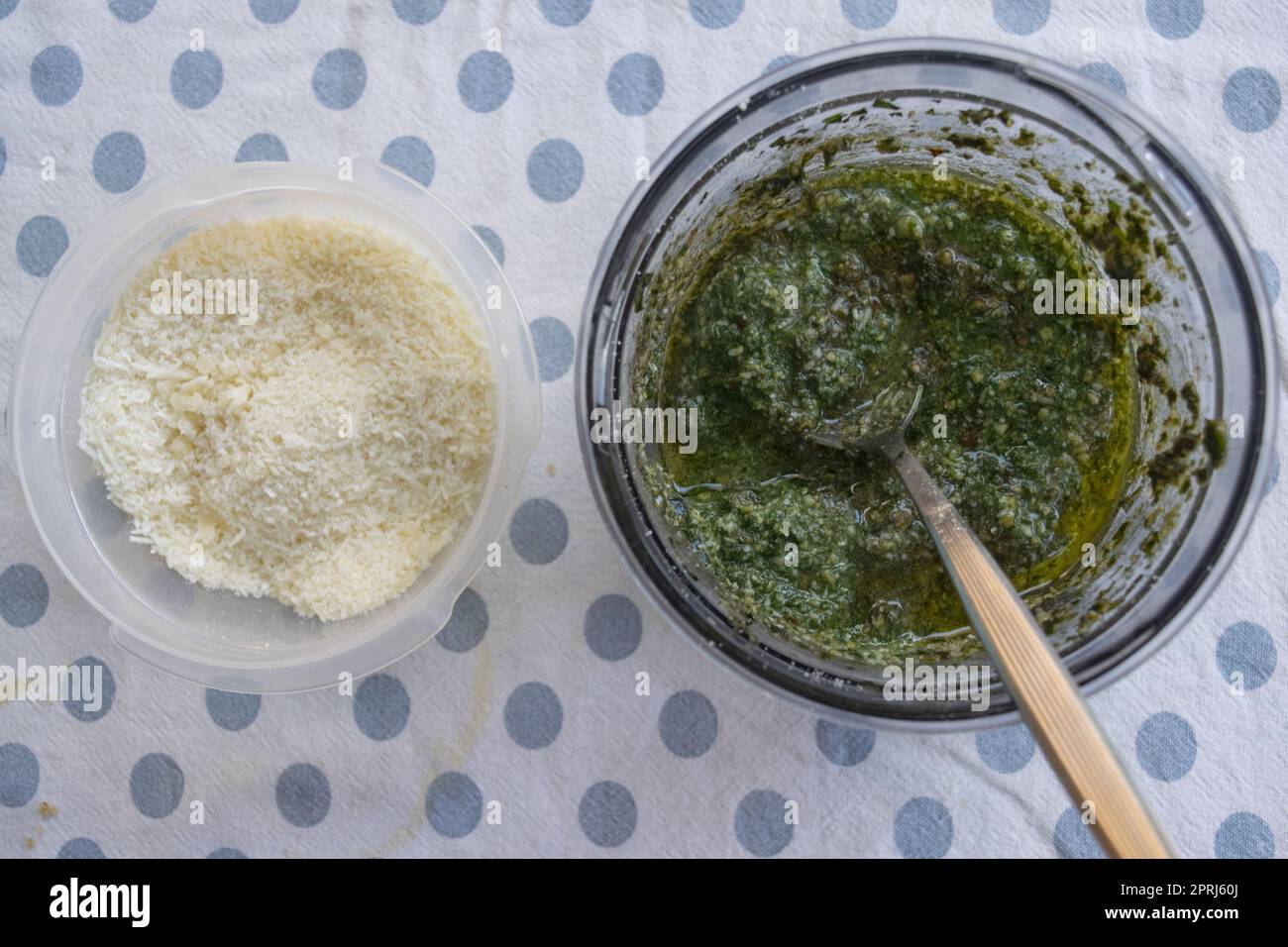 Pesto genovese fatto in casa Foto Stock