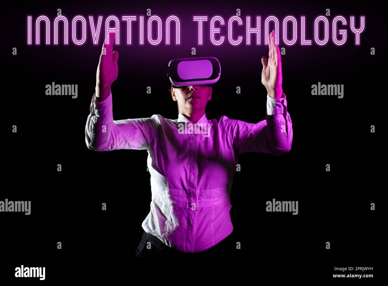 Scrittura visualizzazione testo innovazione tecnologia, Business Concept Nuova idea o metodo di natura tecnica o scientifica Foto Stock