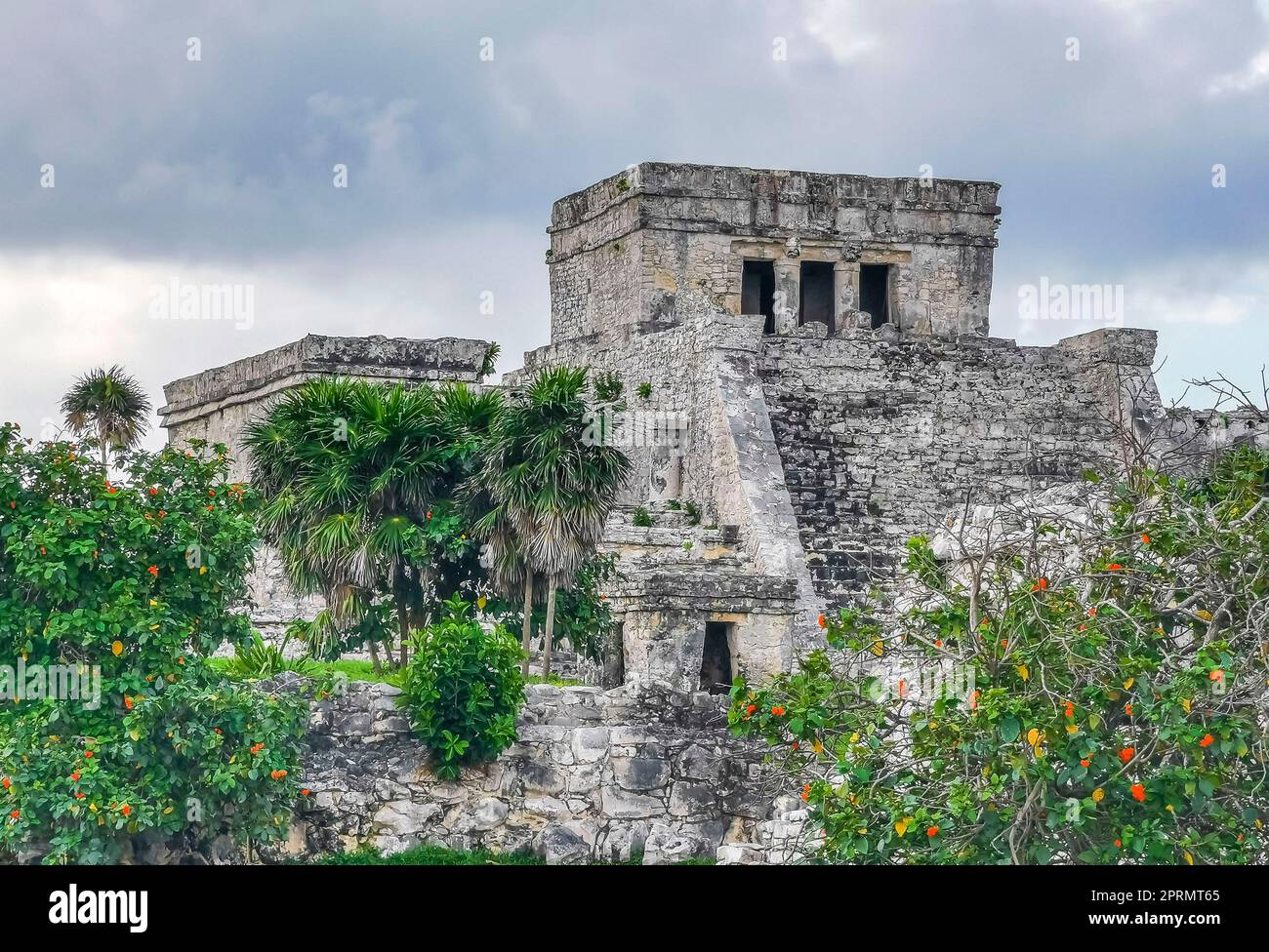 Antiche rovine di Tulum sito maya tempio piramidi artefatti seascape Messico. Foto Stock