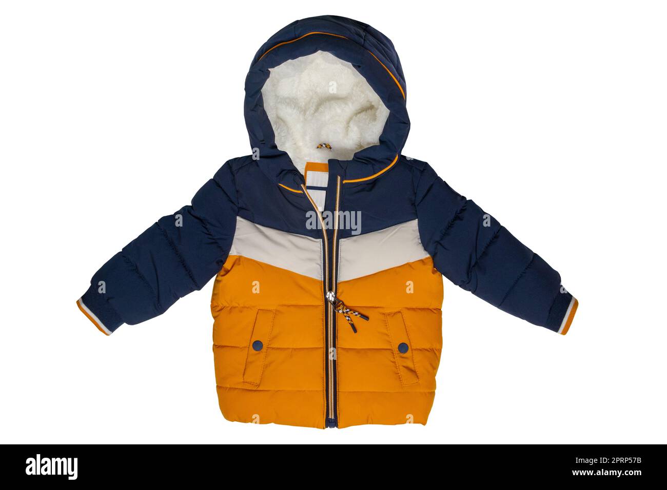 Giacca invernale isolata. Elegante piumino invernale giallo blu caldo per bambini isolato su uno sfondo bianco. Sentiero di ritaglio. Abbigliamento alla moda per la primavera e l'autunno. Foto Stock