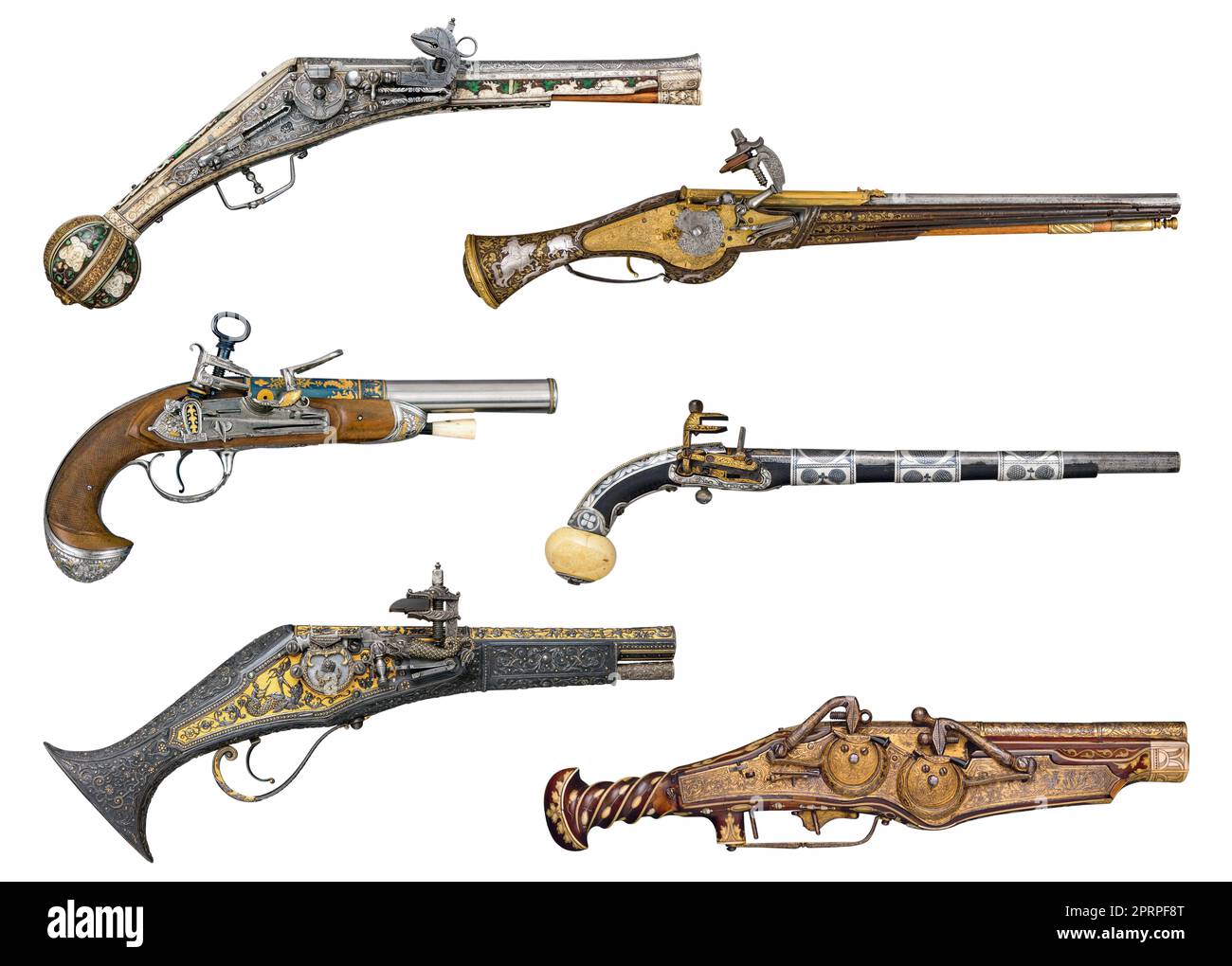 Pistole e pistole del 16th° e 17th° secolo isolate su sfondo bianco. Vista laterale sulle armi da fuoco antiche Foto Stock