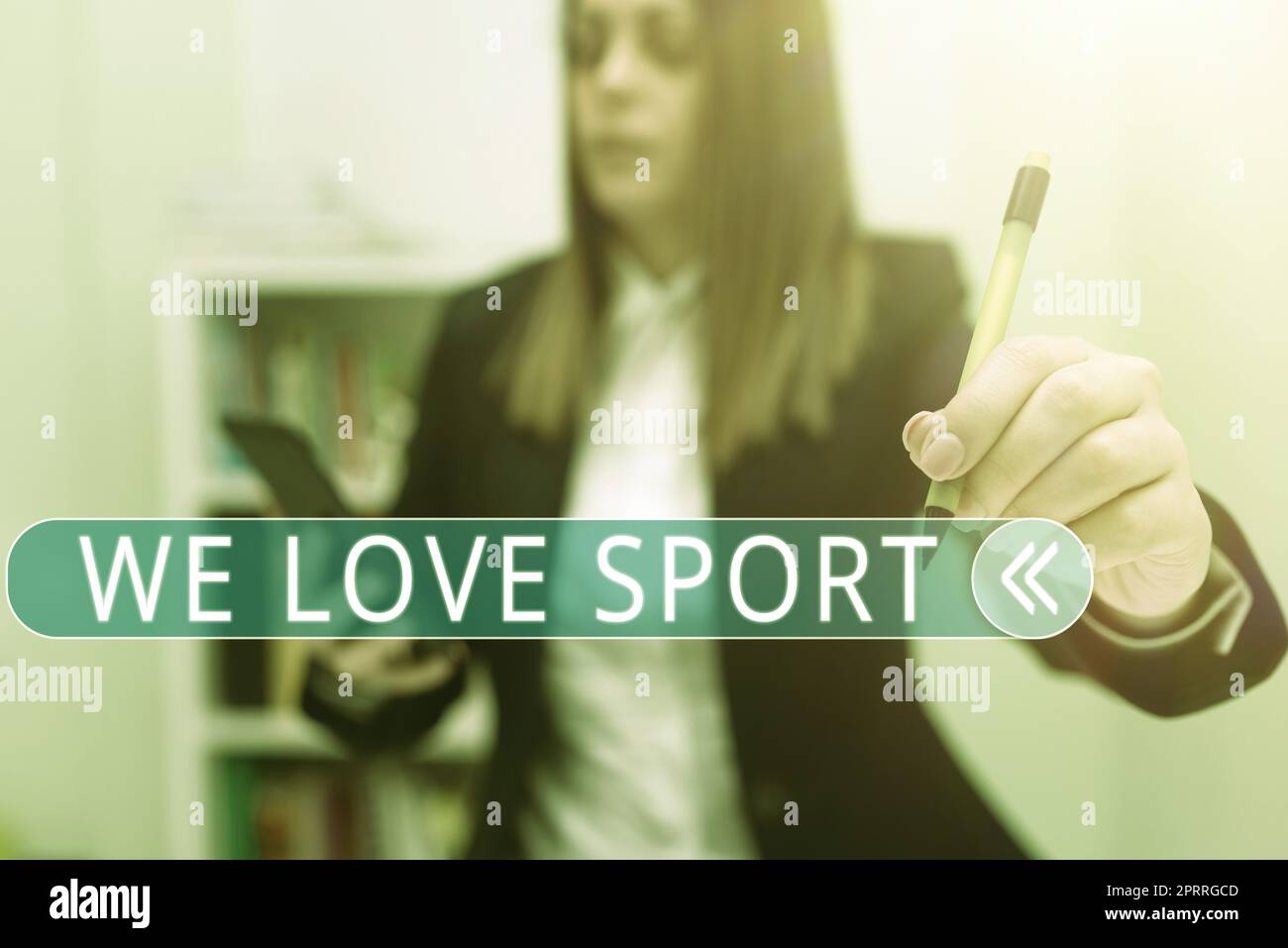 Segno di scrittura a mano We Love Sport. Vetrina di affari per come molto pratica sport attività atletiche di esercizio fuori Foto Stock